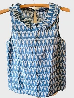 ModCloth Retro Blue/white "Undeniable Intrigue" Geometric Top - XS - NEW w/tag